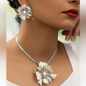 3 piece Floral Silver metal necklace,earrings and Cuff Bracelet! New !